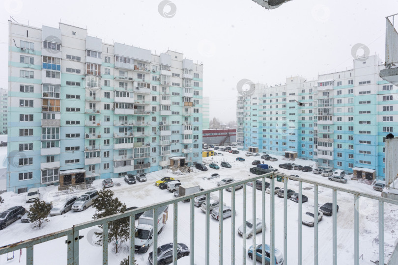 Скачать балкон квартиры на верхних этажах многоквартирного дома фотосток Ozero