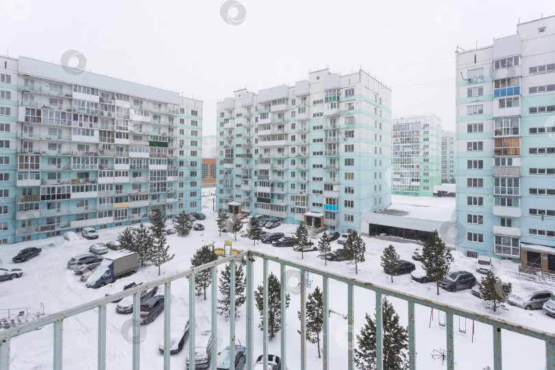Скачать балкон квартиры на верхних этажах многоквартирного дома фотосток Ozero