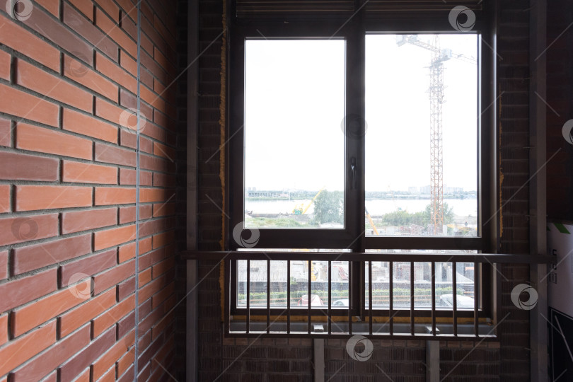 Скачать балкон квартиры на верхних этажах многоквартирного дома фотосток Ozero