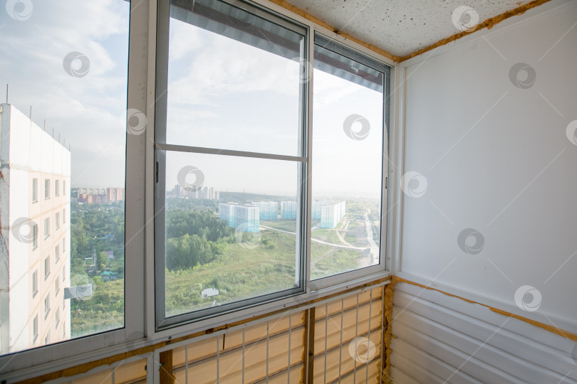 Скачать вид с балкона на многоквартирный дом фотосток Ozero