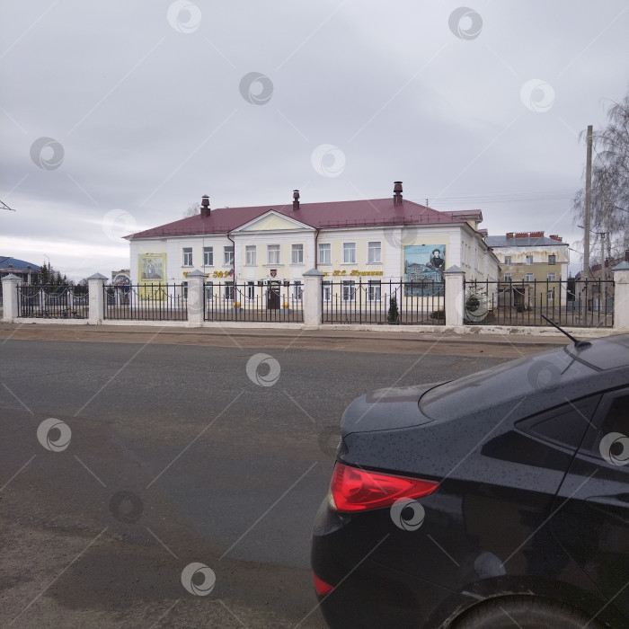 Скачать Гимназия. фотосток Ozero