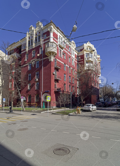 Скачать Старое жилое здание, Москва, Россия. фотосток Ozero