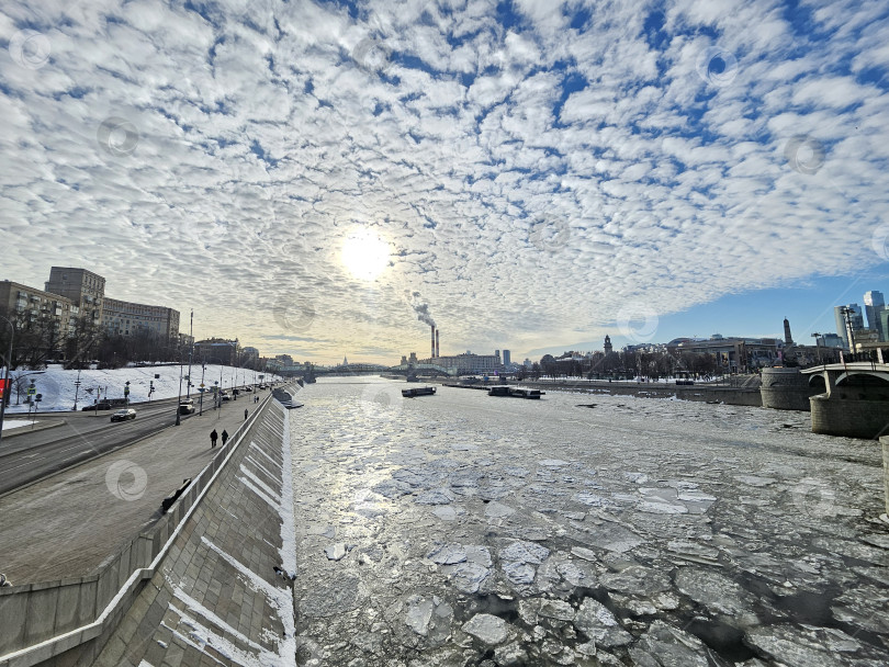 Скачать ледоход фотосток Ozero