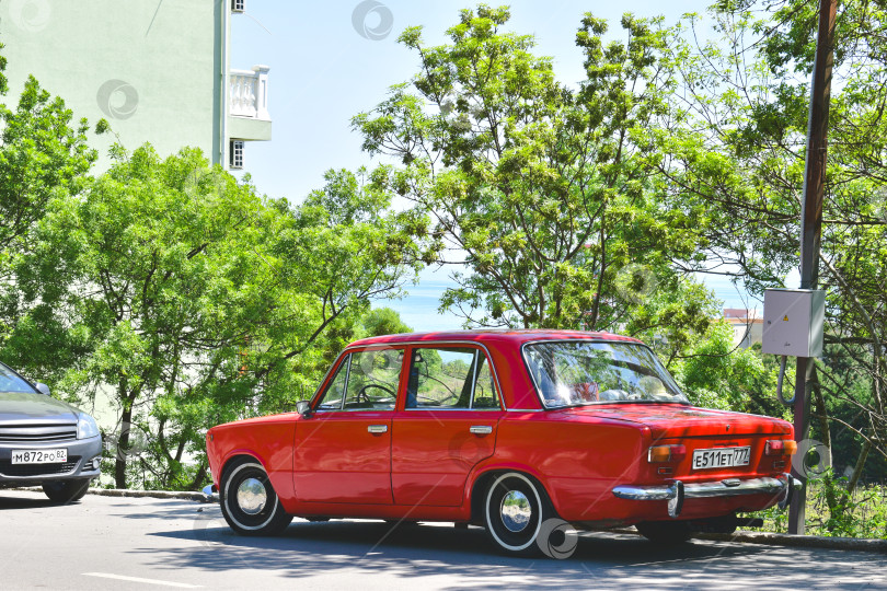 Скачать автомобиль ВАЗ-2101 «Жигули» фотосток Ozero
