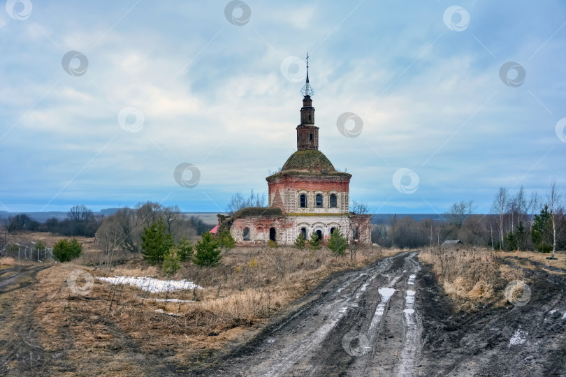 Скачать Заброшенная Космодамианская церко фотосток Ozero
