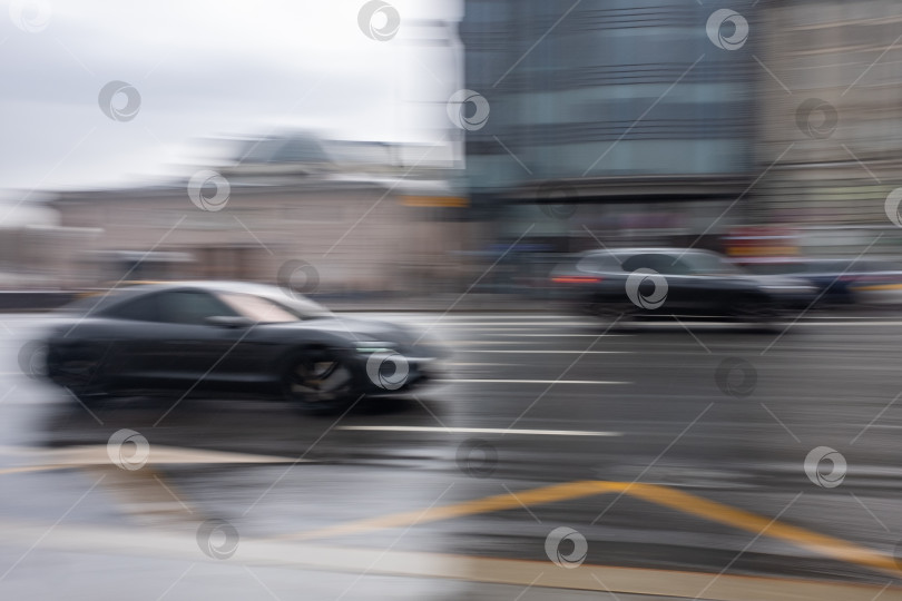 Скачать автомобили в дождливый день фотосток Ozero