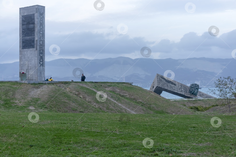 Скачать НОВОРОССИЙСК, РОССИЯ - 02 сентября 2024 года Ансамбль-мемориал "Малая Земля" в городе-герое Новороссийске фотосток Ozero