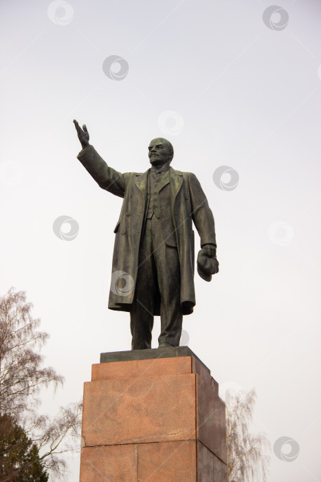 Скачать Статуя Ленина фотосток Ozero