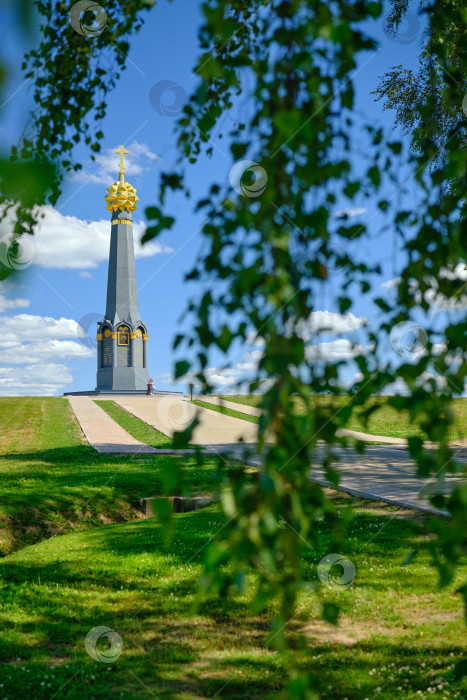Скачать Бородино, Московская область. Бородинское поле и главный монумент Героям Бородинского сражения. фотосток Ozero