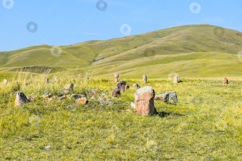 Скачать Менгиры фотосток Ozero