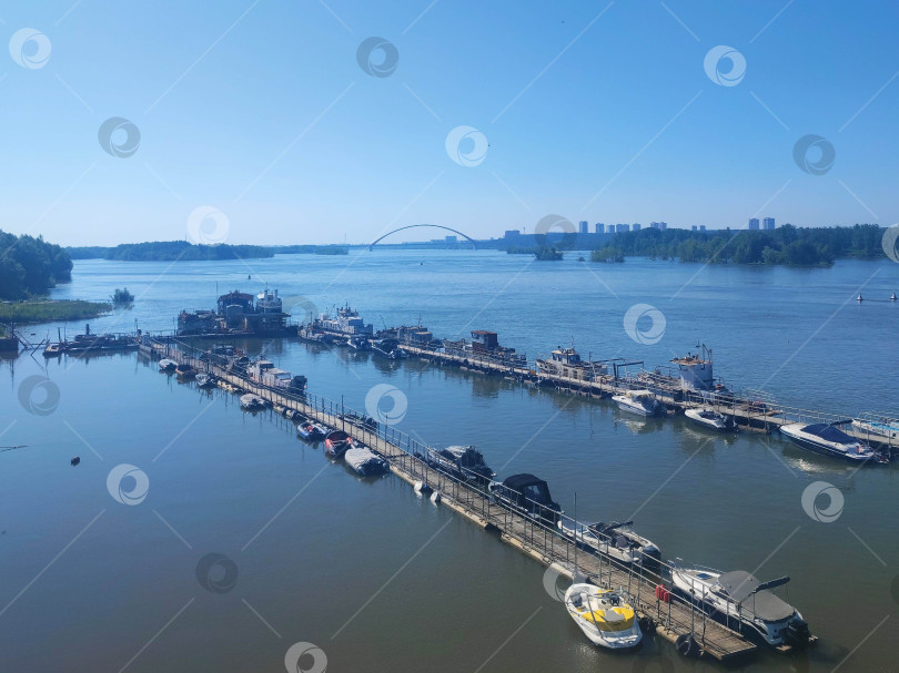 Скачать Река Обь весной. фотосток Ozero