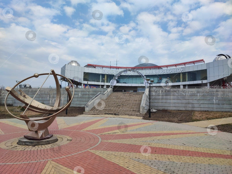 Скачать Новосибирский планетарий. фотосток Ozero