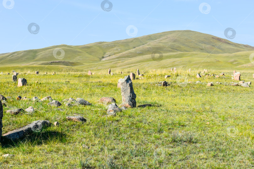 Скачать Менгиры фотосток Ozero