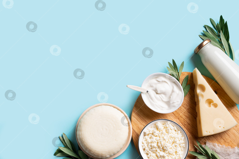 Скачать Различные молочные продукты. Концепция Шавуота. фотосток Ozero