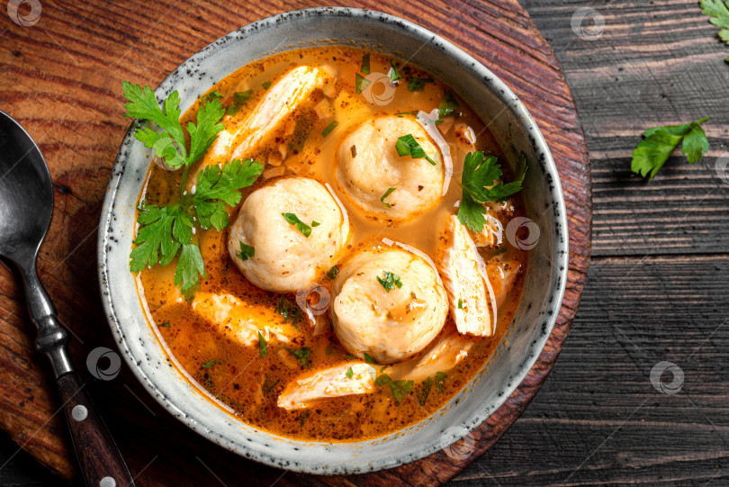 Скачать Шарики из мацы и куриный суп фотосток Ozero