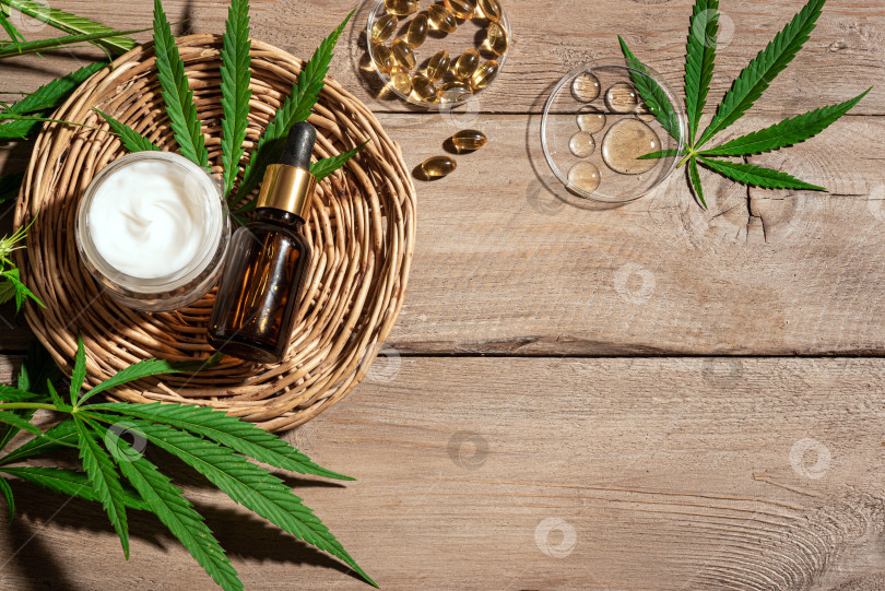 Скачать Конопля листья каннабиса и нефтепродукты cbd фотосток Ozero