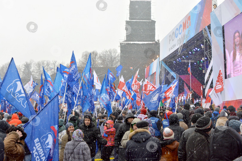 Скачать Москва. Россия. Васильевский спуск у стен Кремля. Ежегодный концерт "Россия в моем сердце". фотосток Ozero