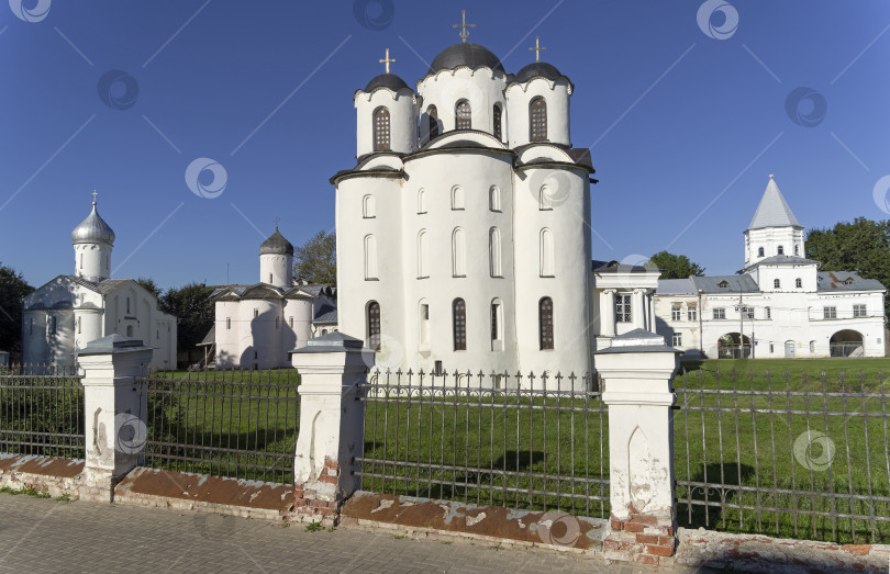 Скачать Православный собор в Великом Новгороде, Россия. фотосток Ozero