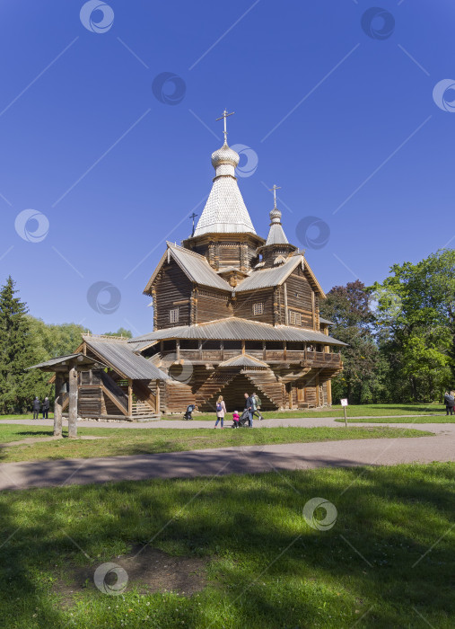 Скачать Деревянная церковь, построенная в шестнадцатом веке. фотосток Ozero