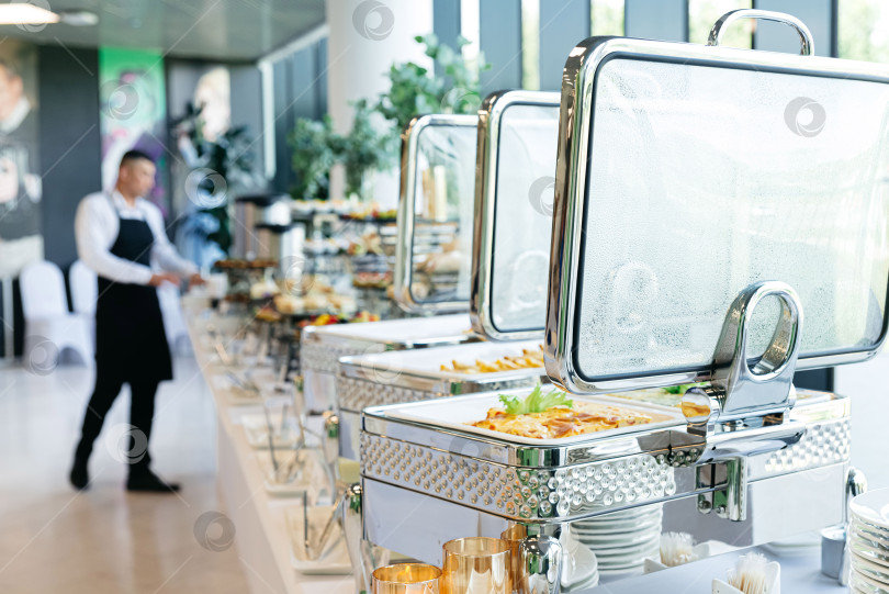 Скачать Элегантный фуршет на корпоративном мероприятии. фотосток Ozero