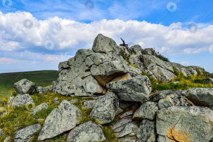 Скачать Горный пейзаж фотосток Ozero