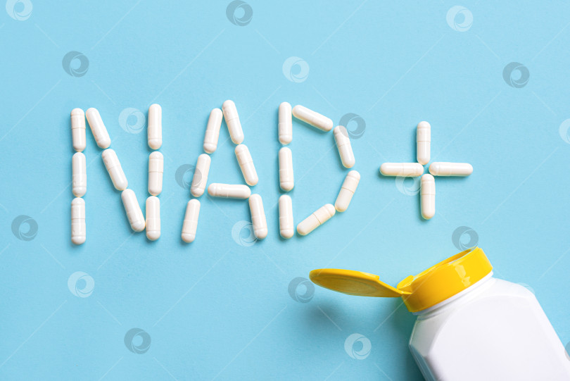 Скачать Таблетки, капсулы с пищевыми добавками NAD+ фотосток Ozero