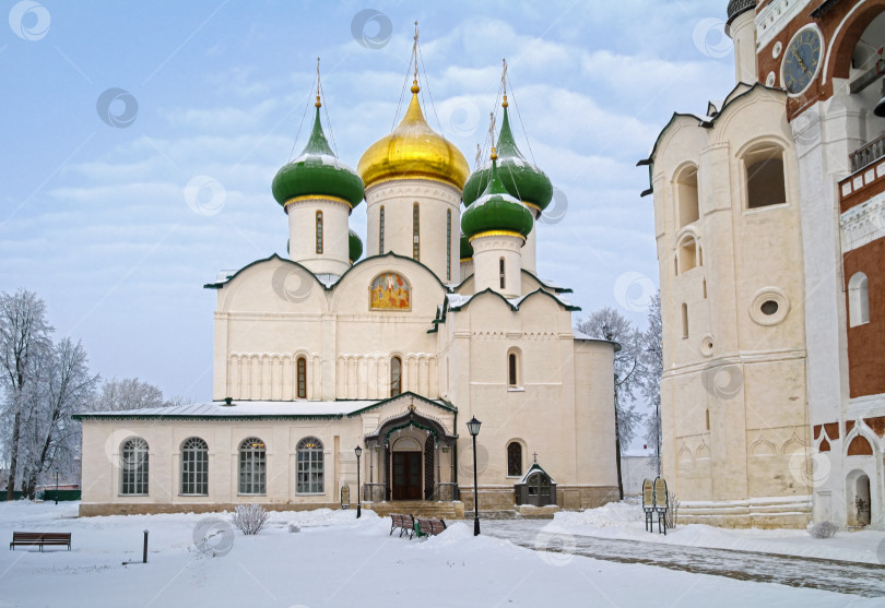 Скачать Православный собор в Суздале. фотосток Ozero