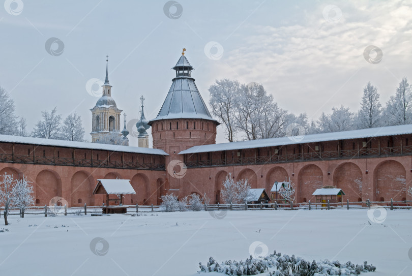 Скачать Монастырский аптекарский огород зимой. фотосток Ozero