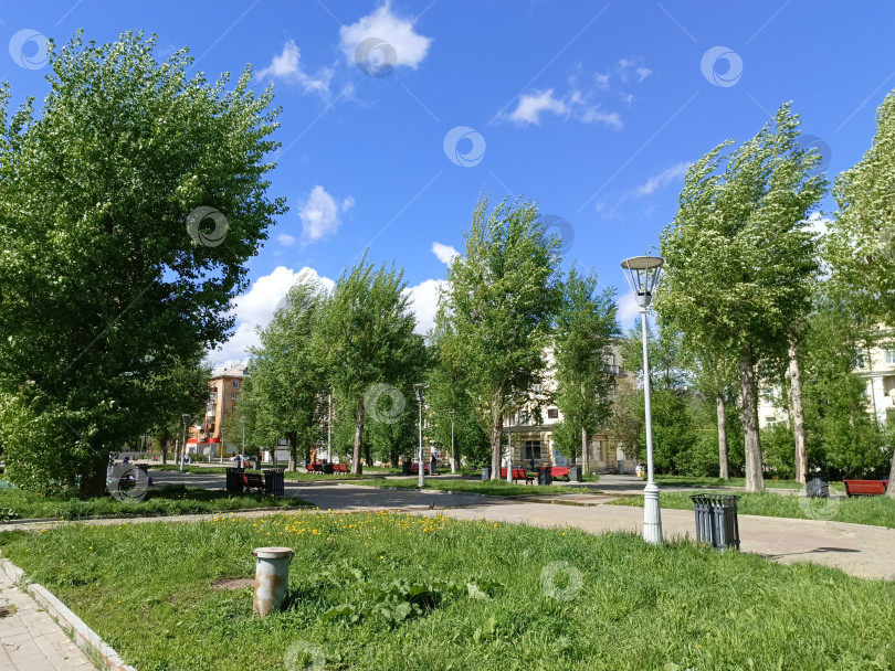 Скачать Бульвар Культуры в Екатеринбурге фотосток Ozero