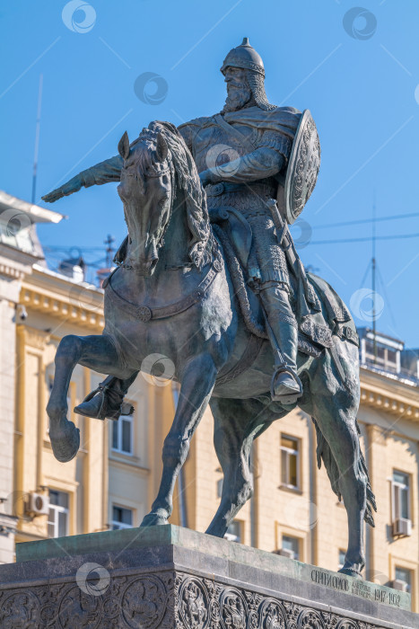 Скачать Москва. Памятник Юрию Долгорукому. фотосток Ozero