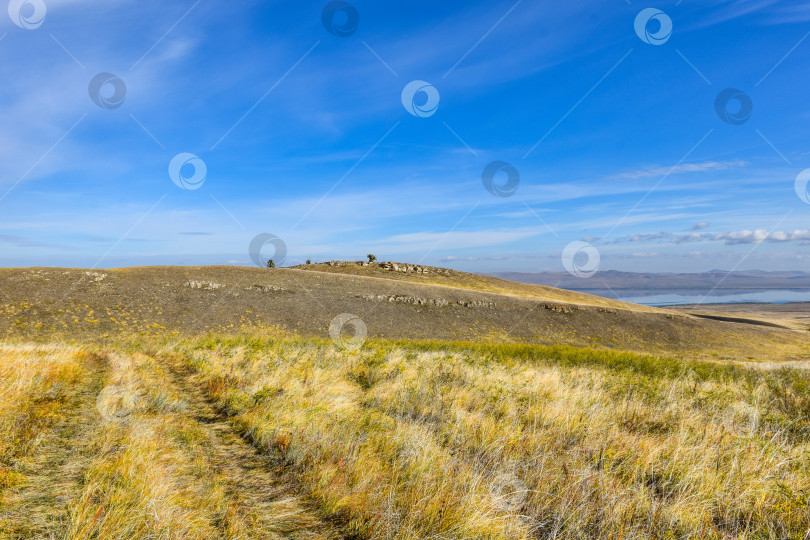 Скачать Осенний пейзаж фотосток Ozero