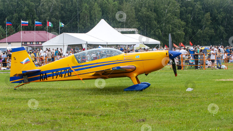 Скачать самолет Cessna 400 фотосток Ozero