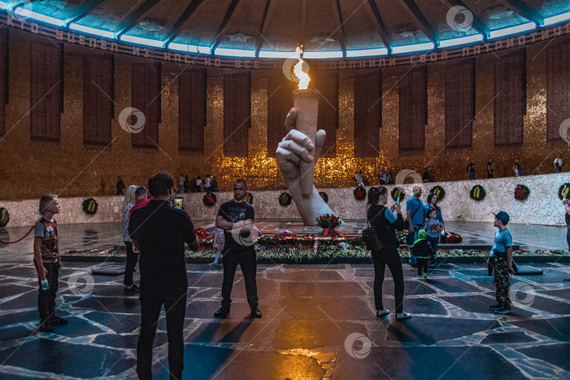 Скачать в Пантеоне фотосток Ozero