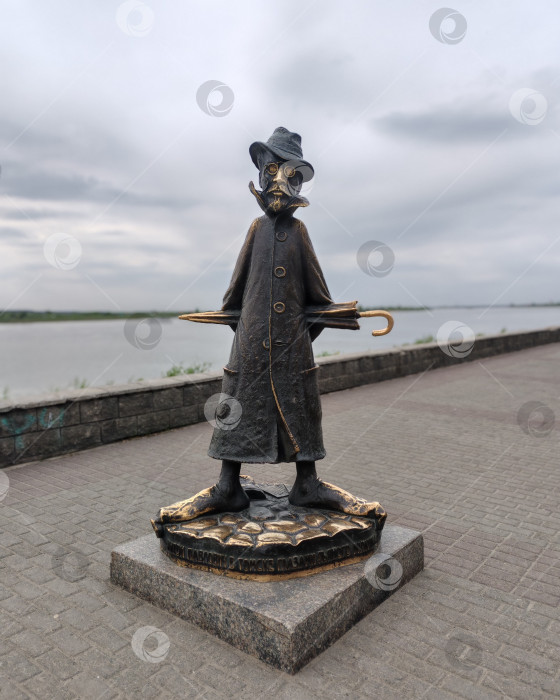 Скачать Памятник Чехову фотосток Ozero