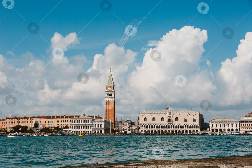 Скачать набережная Венеции фотосток Ozero