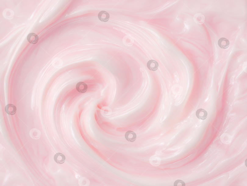 Скачать Розовая солнцезащитная кремовая текстура с завитками для ухода за кожей и косметического дизайна фотосток Ozero