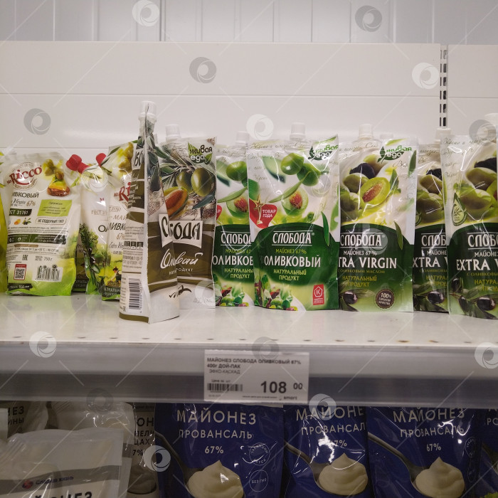 Скачать Отдел майонеза в магазине "Smart". фотосток Ozero