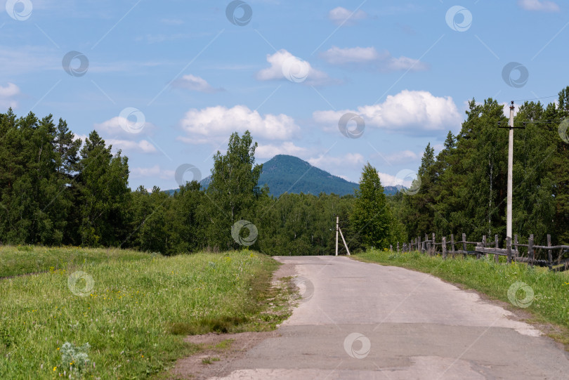 Скачать Лето в горах. Лето в горах. Горы Урала. Уральские горы фотосток Ozero