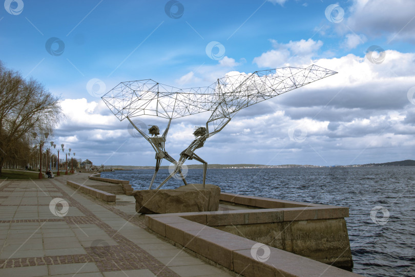 Скачать Скульптура Рыбаки Петрозаводск мая 2025 фотосток Ozero