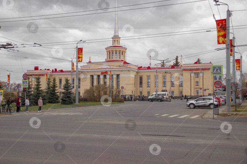 Скачать Железнодорожный вокзал Петрозаводска фотосток Ozero
