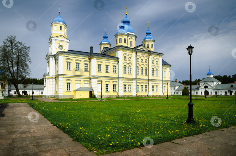 Скачать Кафедральный собор Рождества Христова  фотосток Ozero