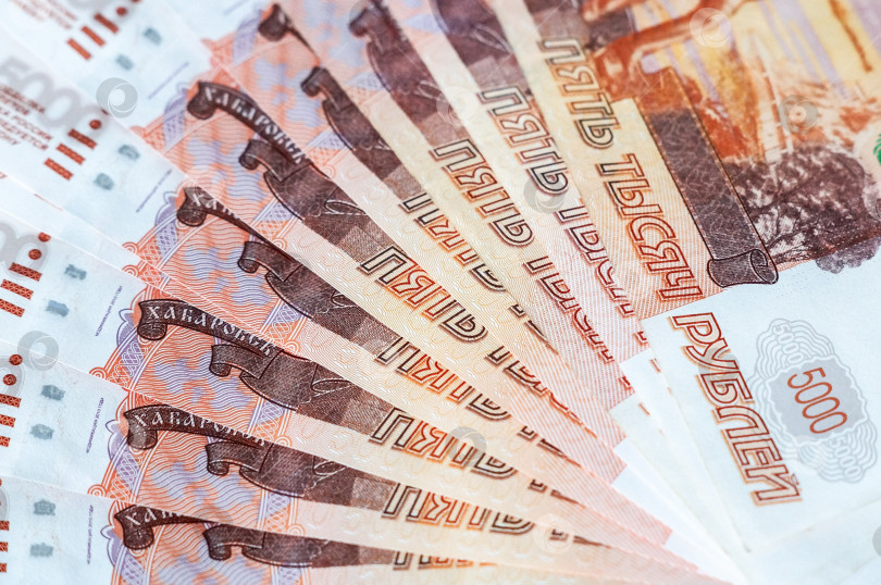 Скачать Деньги - пятитысячные банкноты фотосток Ozero