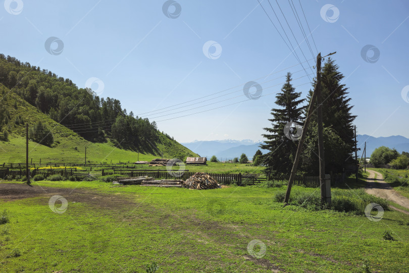 Скачать Алтайское отдаленное село Чендек. Летнее время фотосток Ozero
