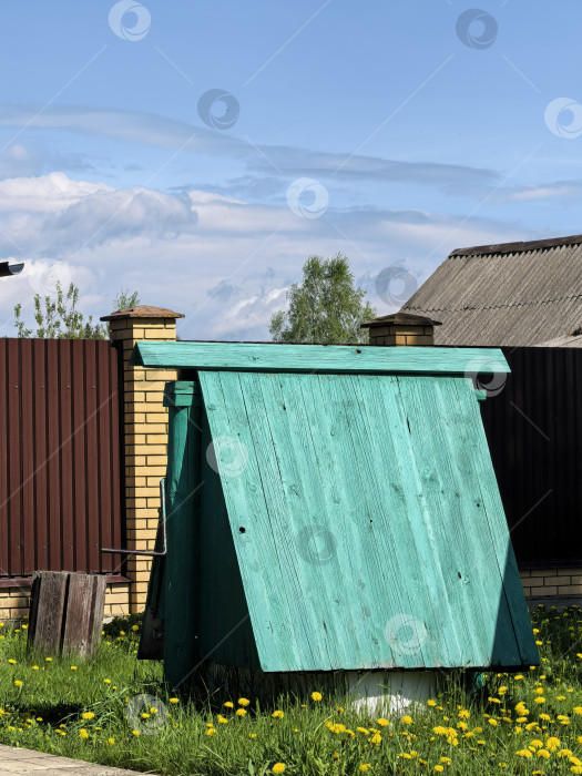 Скачать ярко-бирюзовый колодец фотосток Ozero