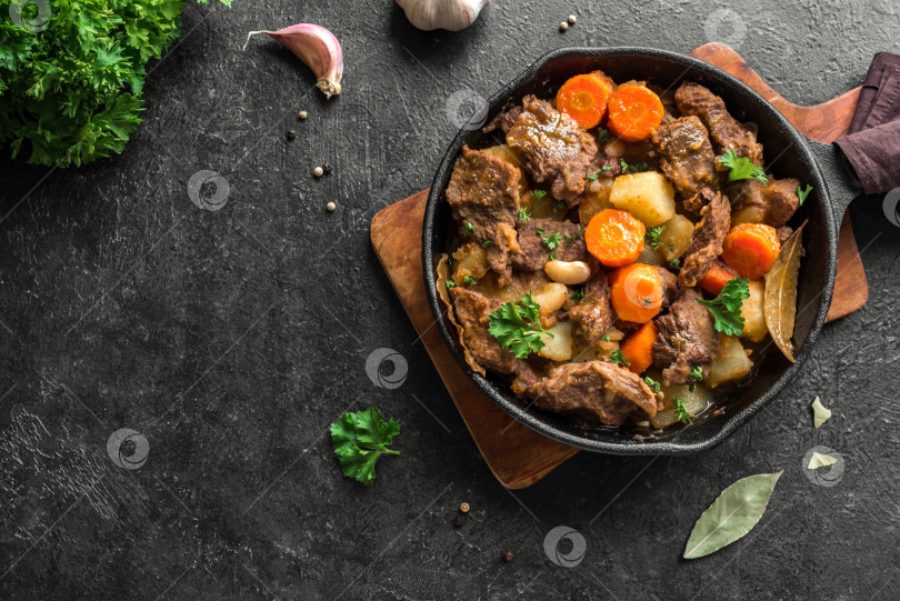 Скачать Мясоовощное рагу фотосток Ozero