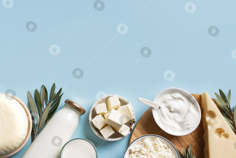 Скачать Различные молочные продукты фотосток Ozero