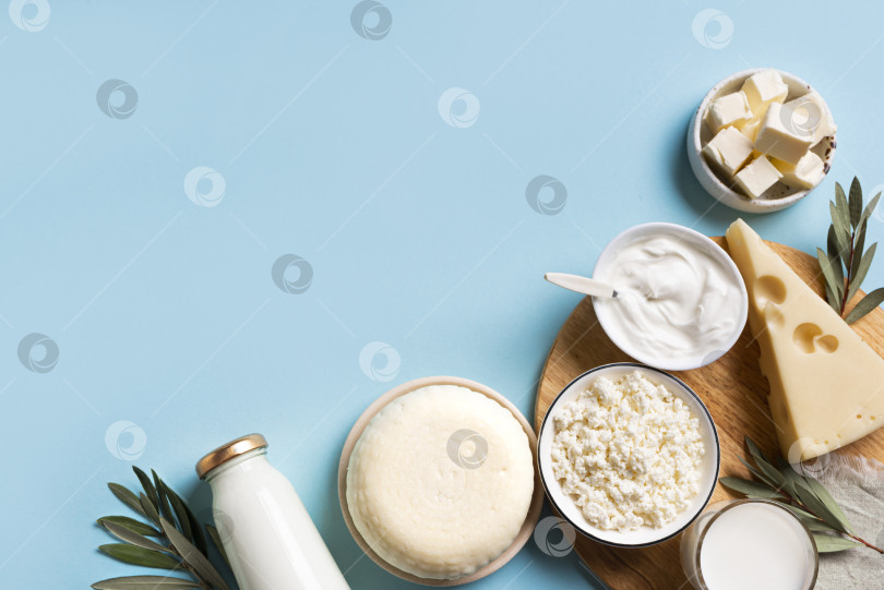 Скачать Различные молочные продукты фотосток Ozero
