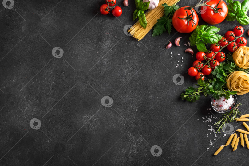 Скачать Основа для приготовления с макаронами и овощами фотосток Ozero