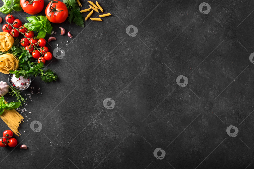 Скачать Основа для приготовления с макаронами и овощами фотосток Ozero