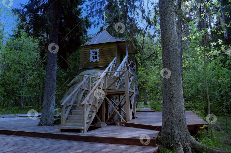 Скачать Часовня на конском камне. фотосток Ozero